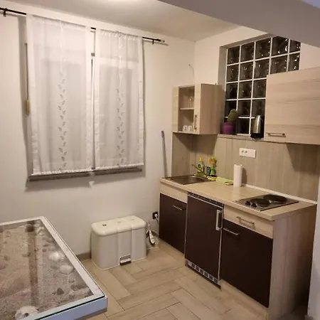 Tatic Apartment Stinjan